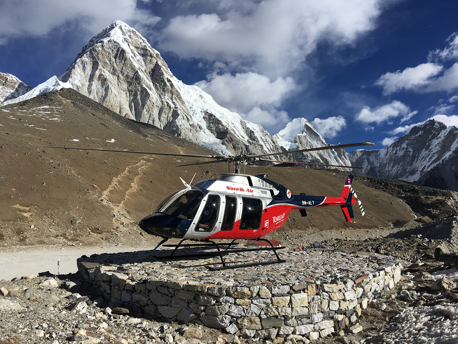 EBC Helicopter Tour